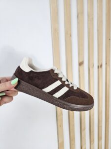 Deportiva Valeria Chocolate