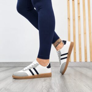 Deportiva Valeria Blanca